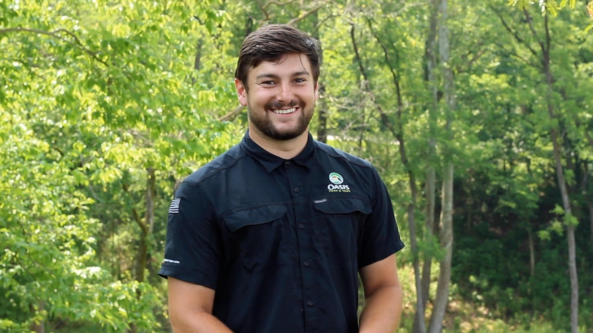 Dagan Stiles Oasis lawn care employee