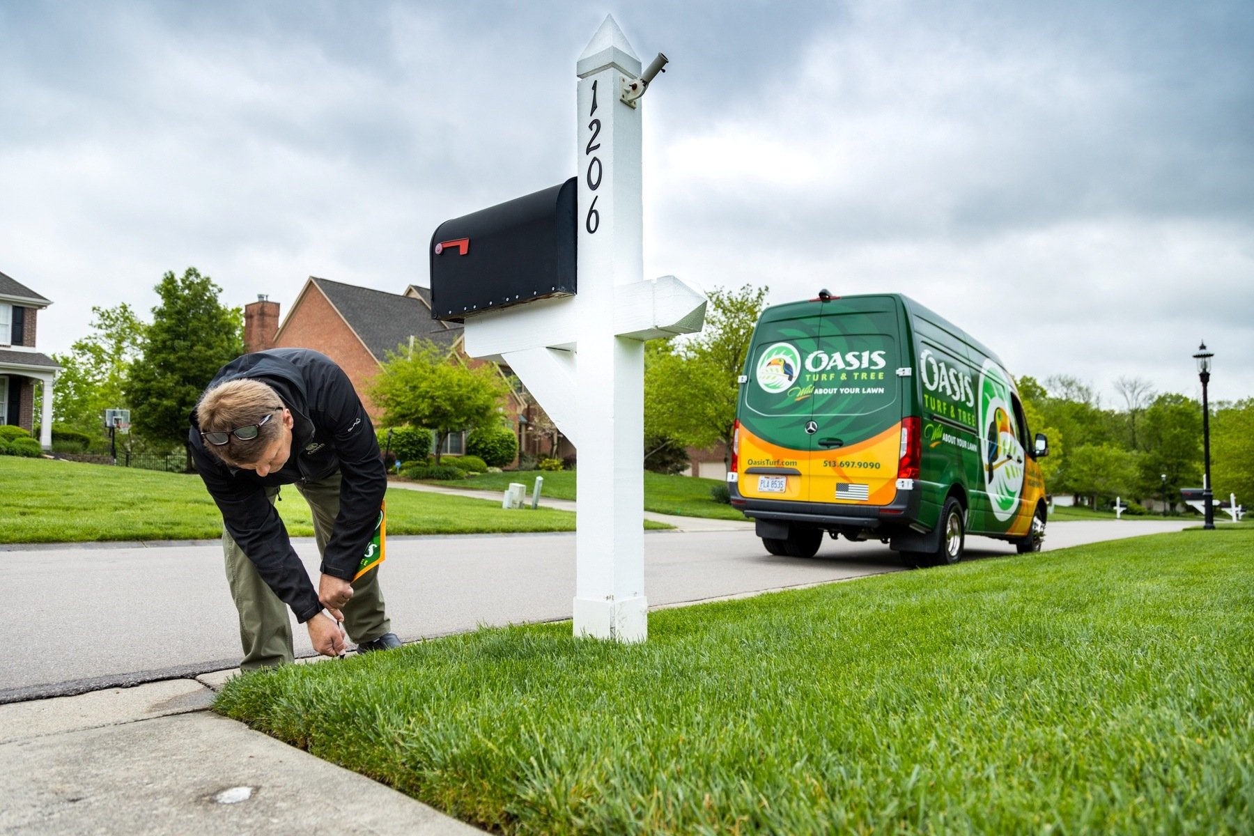 locally owned company oasis placing yard flags